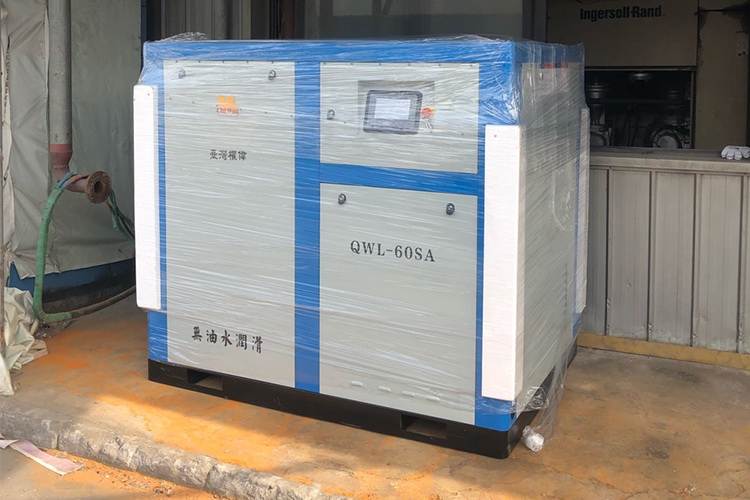 螺桿空壓機(jī)不排水會怎樣？ -權(quán)偉機(jī)械集團(tuán)